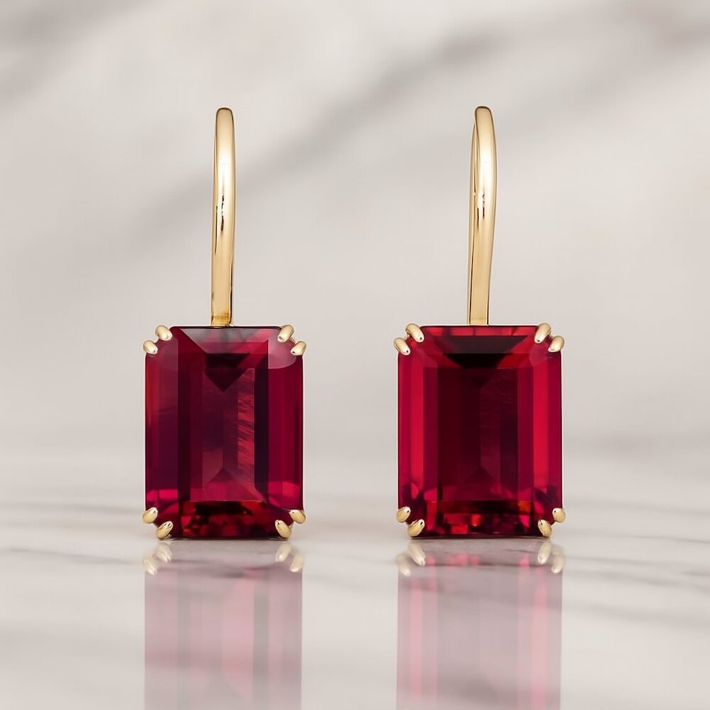 “Patricia” - Burgundy Gold Earrings ✨ - Picture 2 of 3